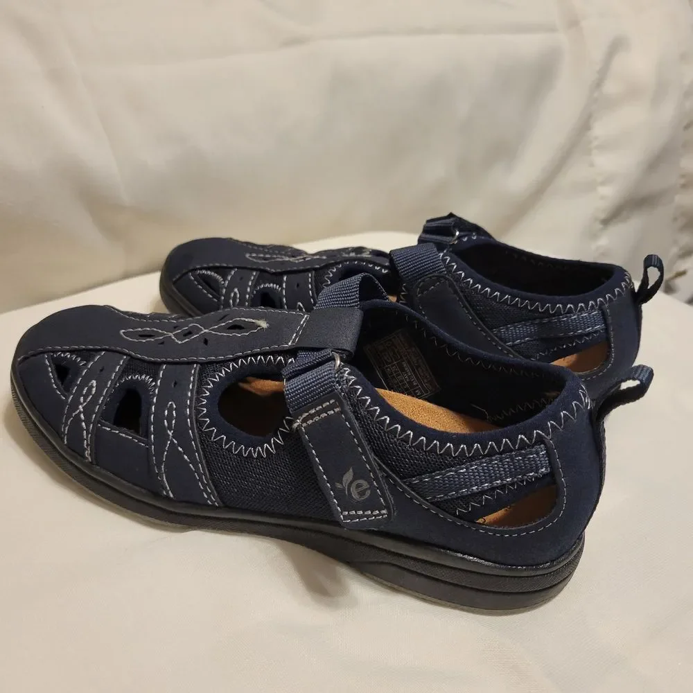 Origins Blue Water Shoes with Strap and Rubber Sole Size 7 UK 5 EU 38 Medium